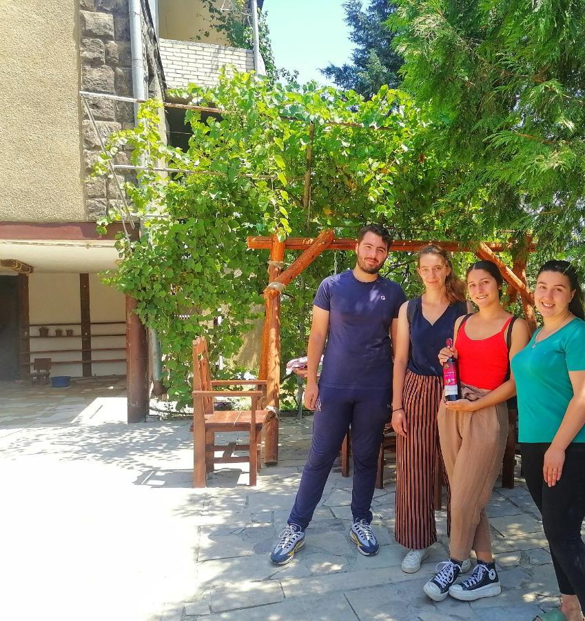 Elegaya Guest House Idzjevan Buitenkant foto