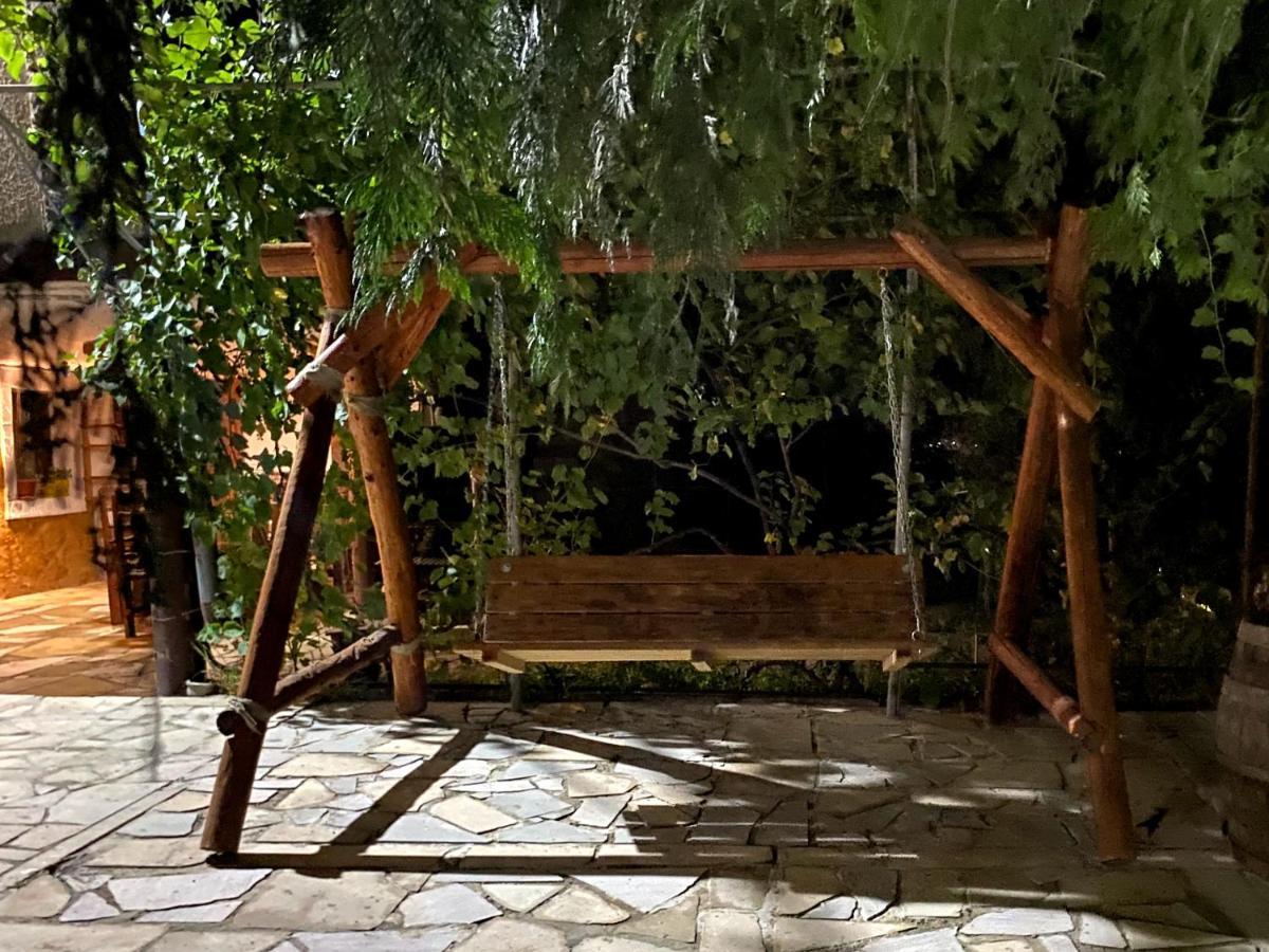 Elegaya Guest House Idzjevan Buitenkant foto