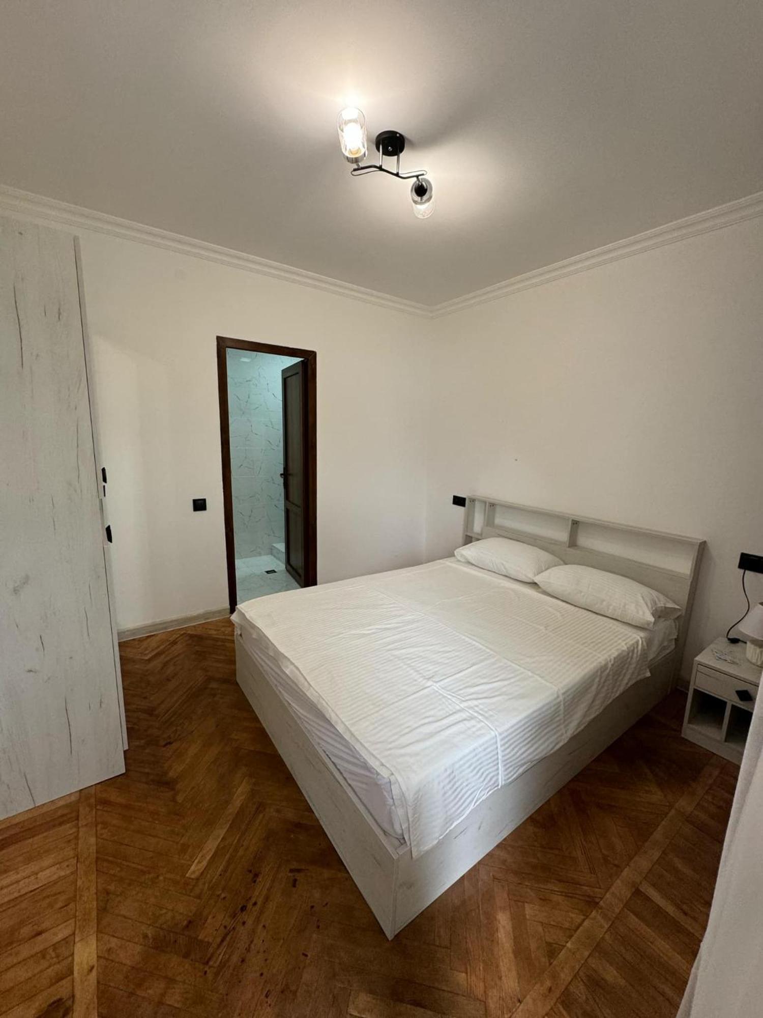 Elegaya Guest House Idzjevan Buitenkant foto
